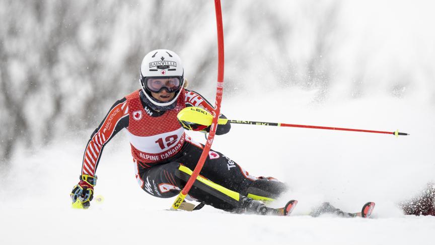 Estelle Martin ski